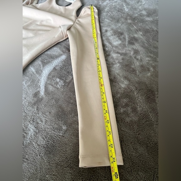 Tiger Mist Rise LONG SLEEVE CUT OUT SHOULDER BODYCON DRESS size S - Picture 10 of 11